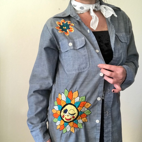 60s vintage hand embroidered denim shirt - Picture 2 of 8